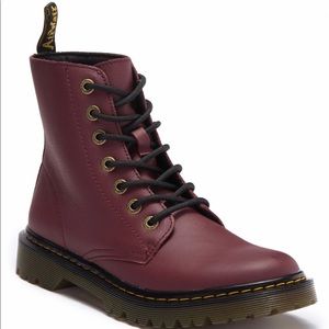 Luana Dr. Martens